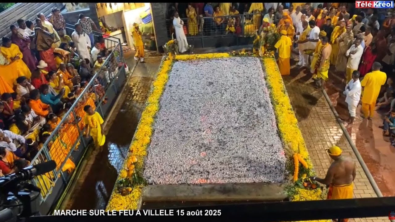 Marche sur le feu Villèle St Gilles Les-Hauts Île de la Réunion