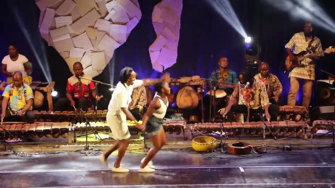 Companhia Nacional de Canto e Dança de Moçambique:Seiko. Amós Mahuaie