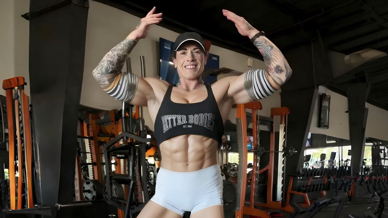 Мишель Макнами FBB Pro Girl Natural Bodybuilding women
