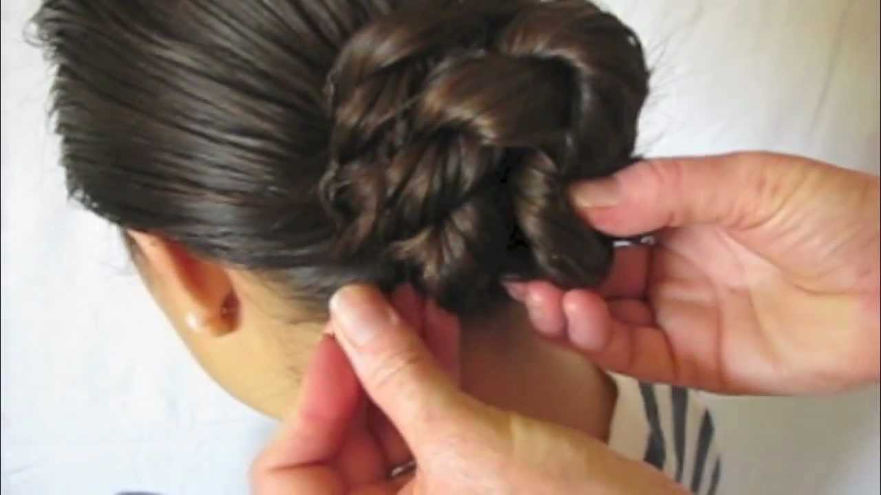 Tutorial: how-to style a Quick and Easy Rope Braid Bun