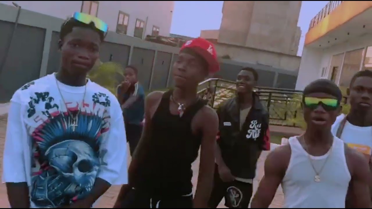 MONY GOD __YÉYINOWOÉ