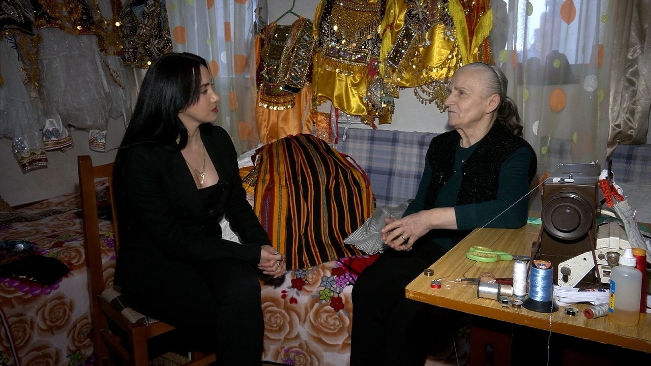 Historia e rrallë e mamisë së vetme prej 40 vitesh! Një nënë lindi 13 fëmijë…