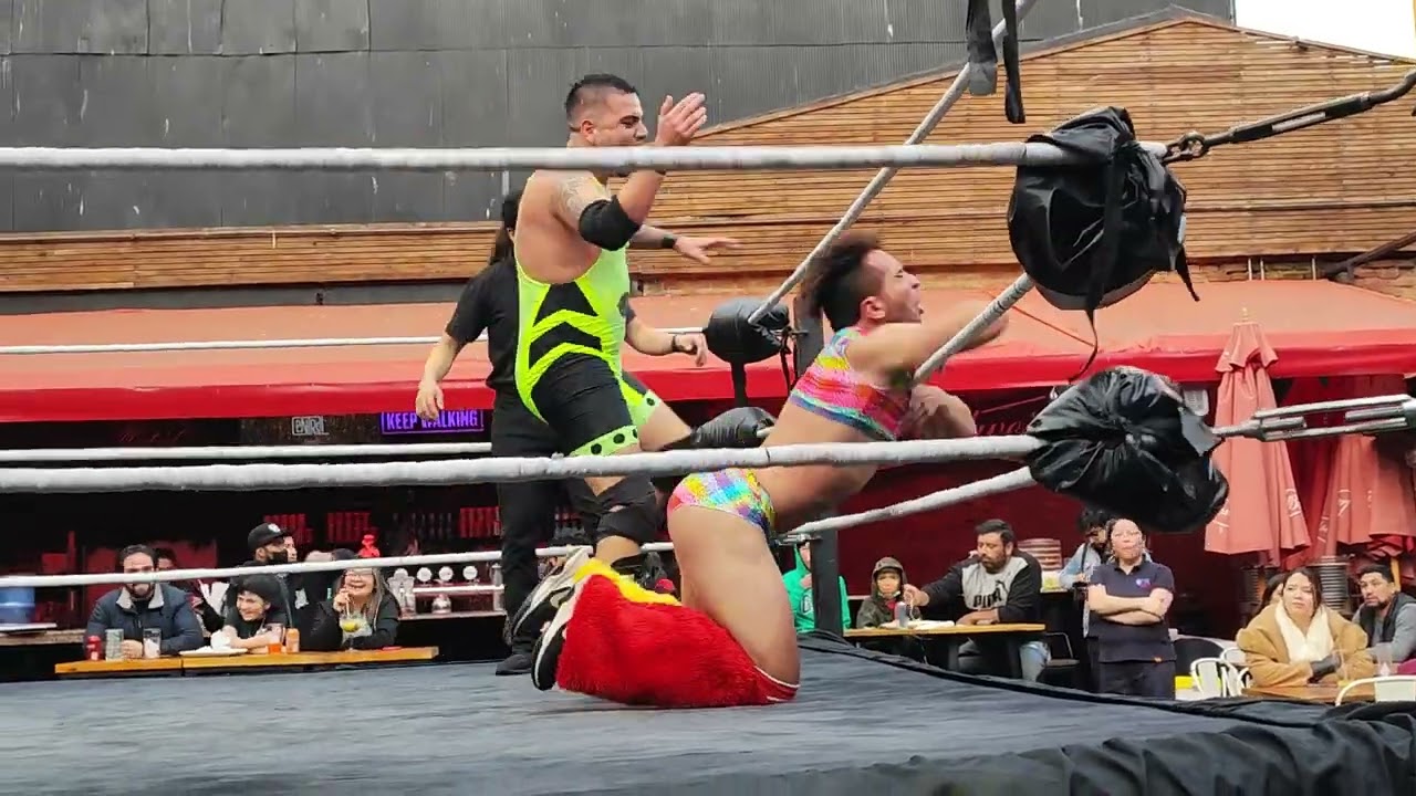 Destello vs Bruno López - IV aniversario Vpro Wrestling.