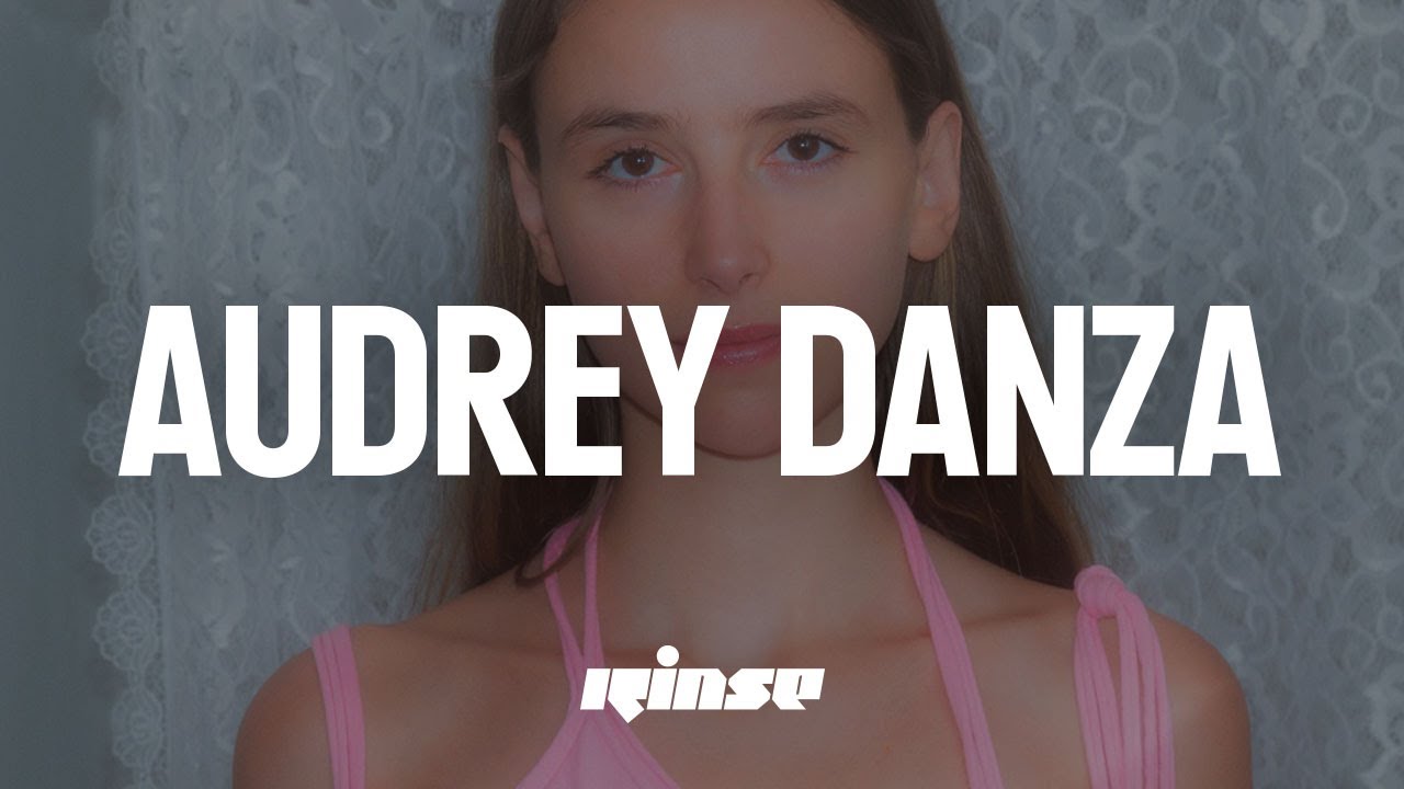 FIONA invite Audrey Danza (DJ set) | Rinse France