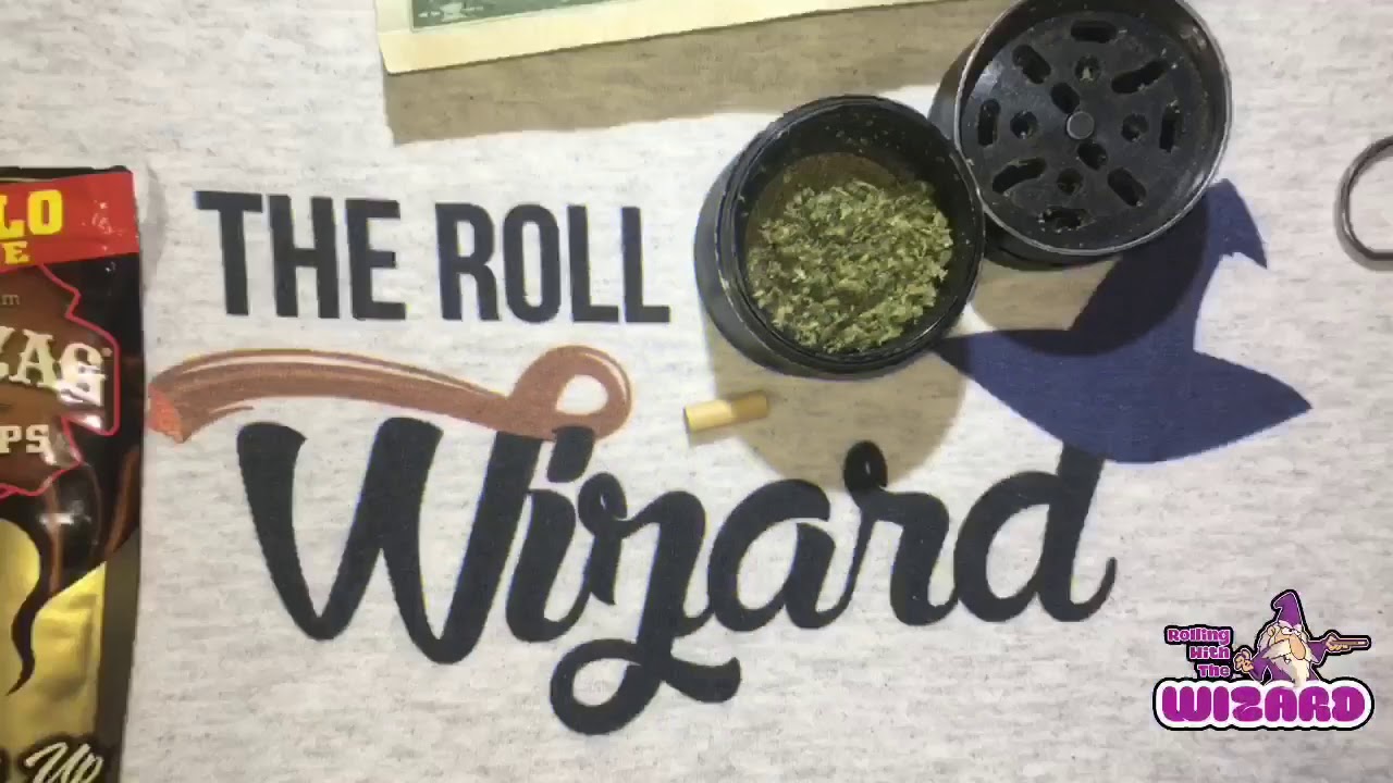 How to roll a blunt using a dollar bill (ZigZag Blunt Wraps Edition)