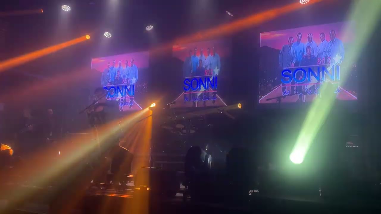 Grupo SONNI de Jesús García en vivo Club Latino, Queretaro 