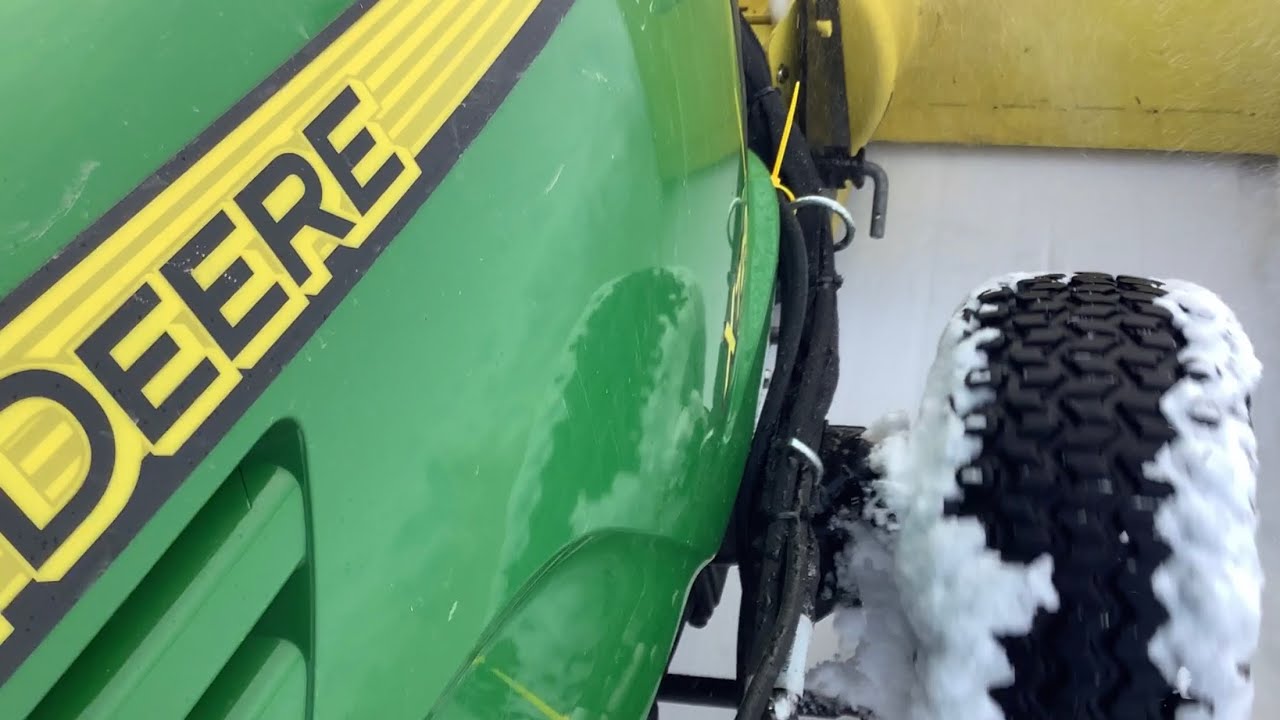 X700 series John Deere Snowblower [LONG DISTANCE THROW]