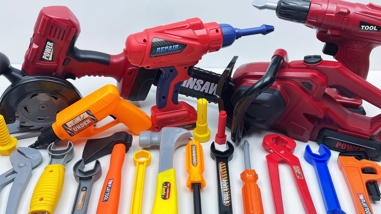 11 minute unboxing Drill, chainsaw, and toolbox all included; immersive engineering experience