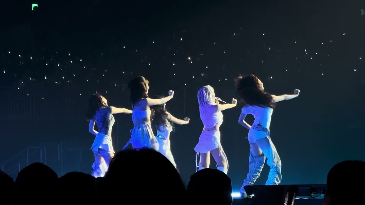 LE SSERAFIM (르세라핌) - Blue Flame in Incheon Inspire Arena Day 2 04202025