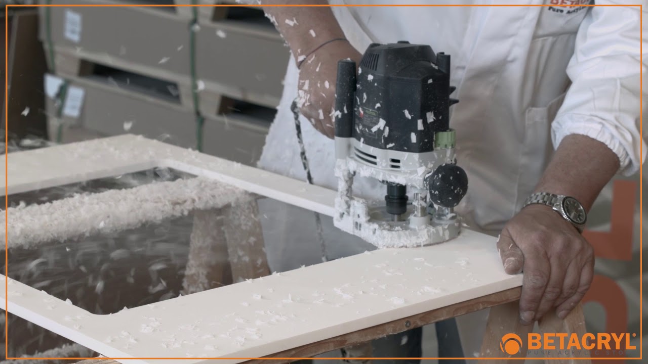 BETACRYL® Solid Surface: Come allestire un foro nel piano cottura [Video 8]