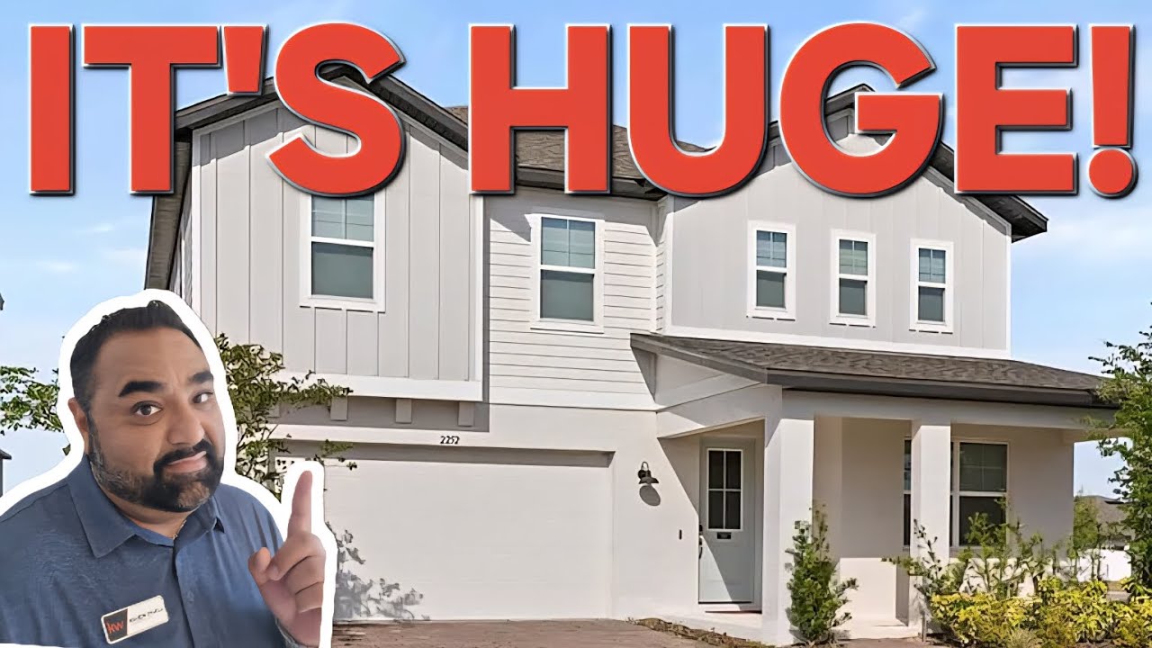 Almost New close to shopping, dining and Disney! 