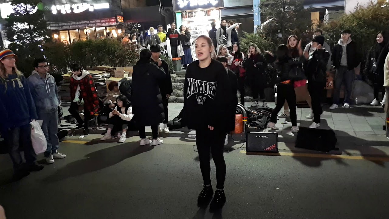 RED SPARK, ALINA💘. 'MIC DROP' COVER, POWERFUL BUSKING. GOOD ENOUGH TO BE A PROFESSIONAL DANCER.