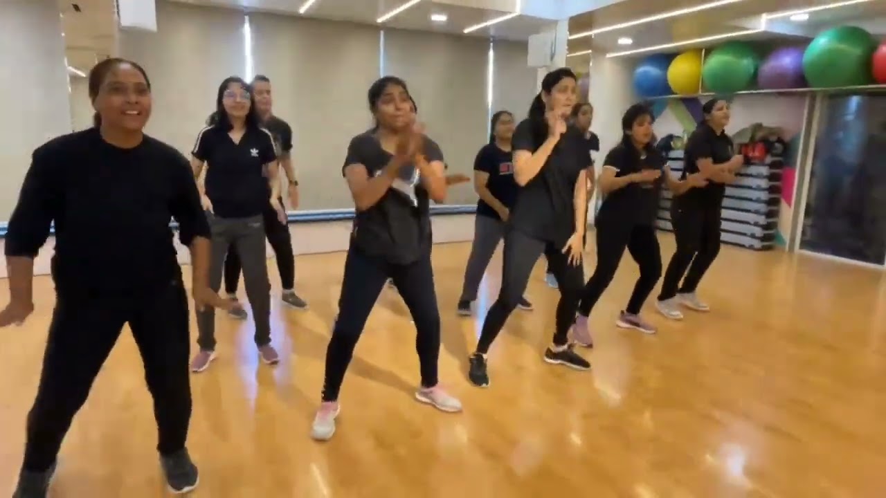 Mere Mehboob#bollwood#Grace#subscribe #dancefitnes#trending#wellness by Manisha #vairalvideo#fitness