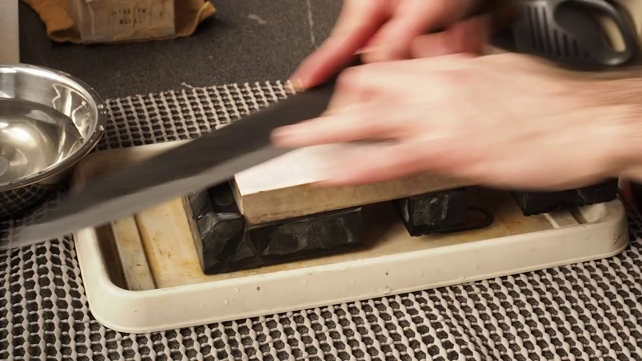 Munetoshi 240 mm gyuto
