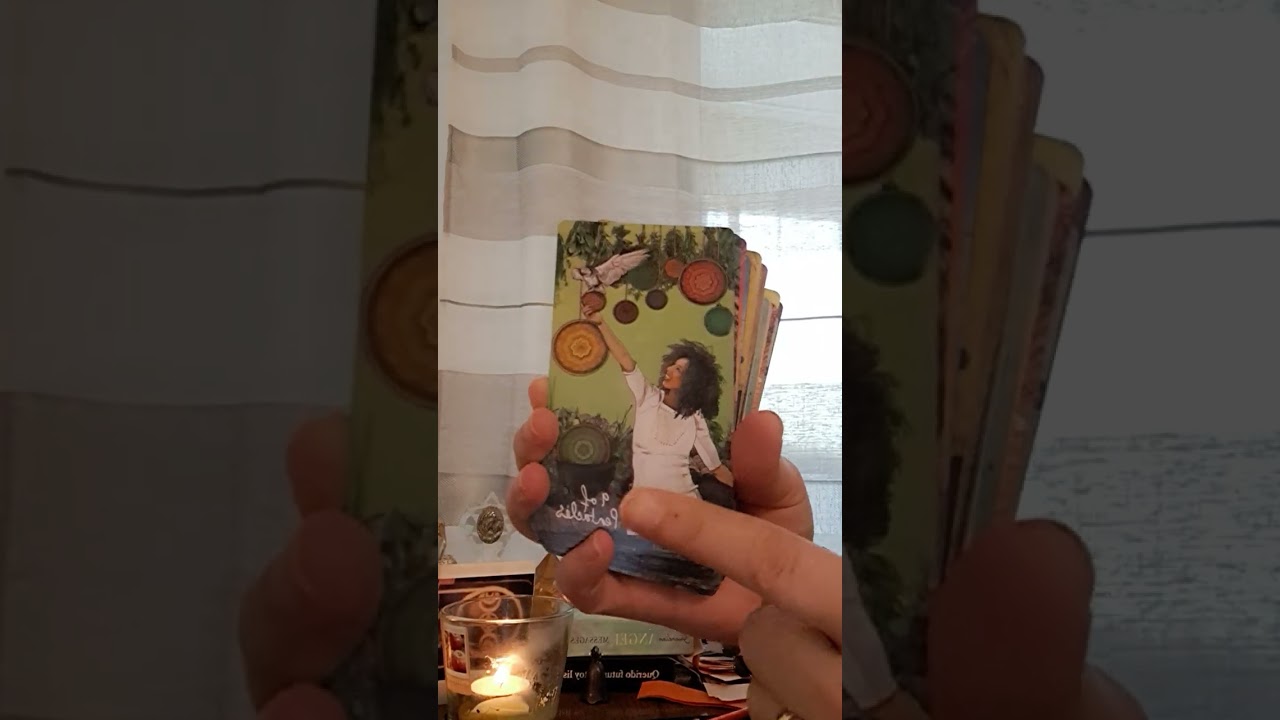 Asta se întâmplă când jonglezi.🤷 🔮#tarotreading# intuiție#divinație✨️🦋🙏💜@gamira73