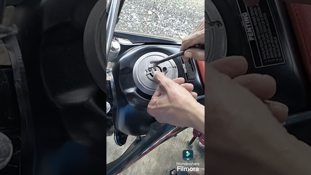 mengatasi tutup tangki motor Honda CRF 150L ,gak bisa kebuka.gak perlu ganti yang baru.