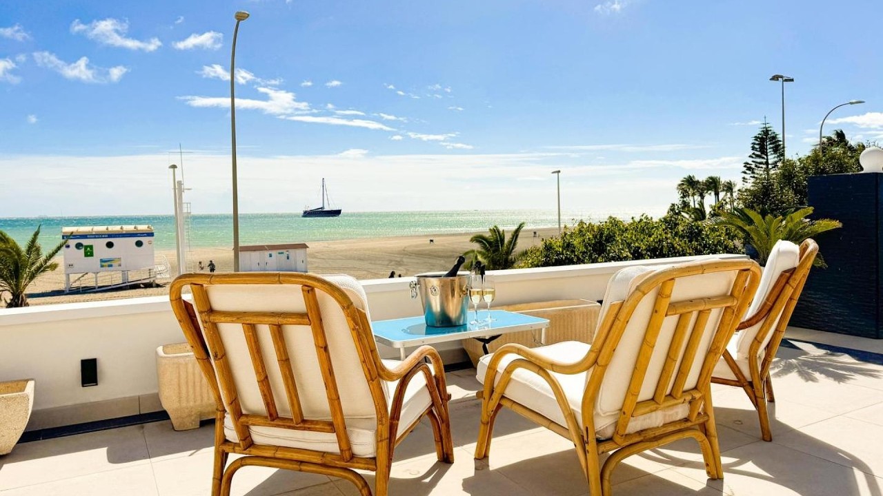 Villa Dru | Roquetas De Mar, Spain | Hotel Review 🏩