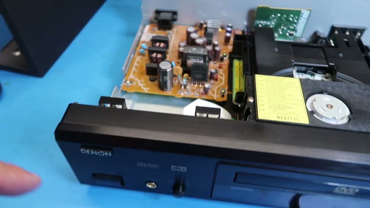 Discovering a Vintage Denon DVD Player