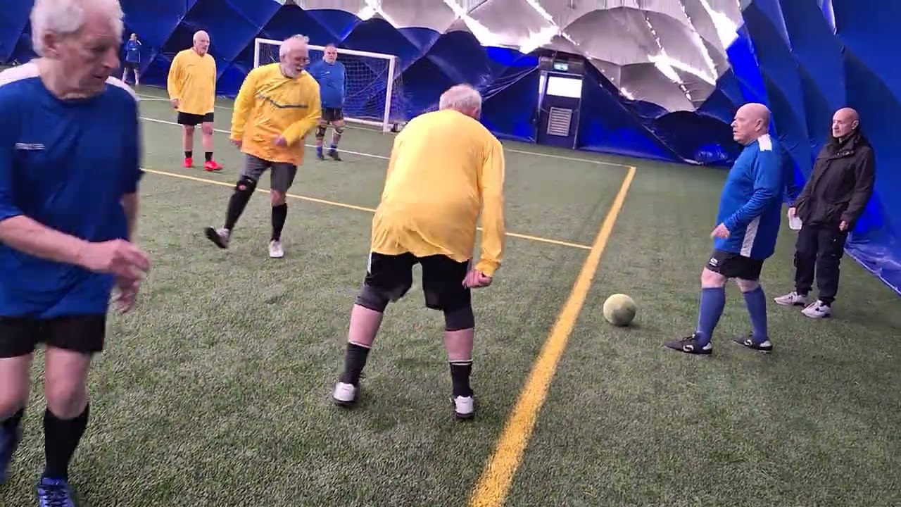 Shrivenham Blues v Shrivenham Yellows at the Dome last Monday's Tournament ⚽️