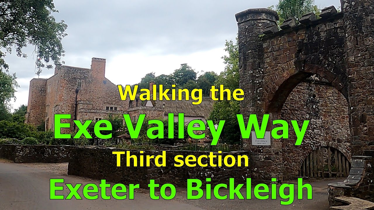 Exeter to Bickleigh. Walking the Exe Valley Way in Devon, UK. 12 miles.