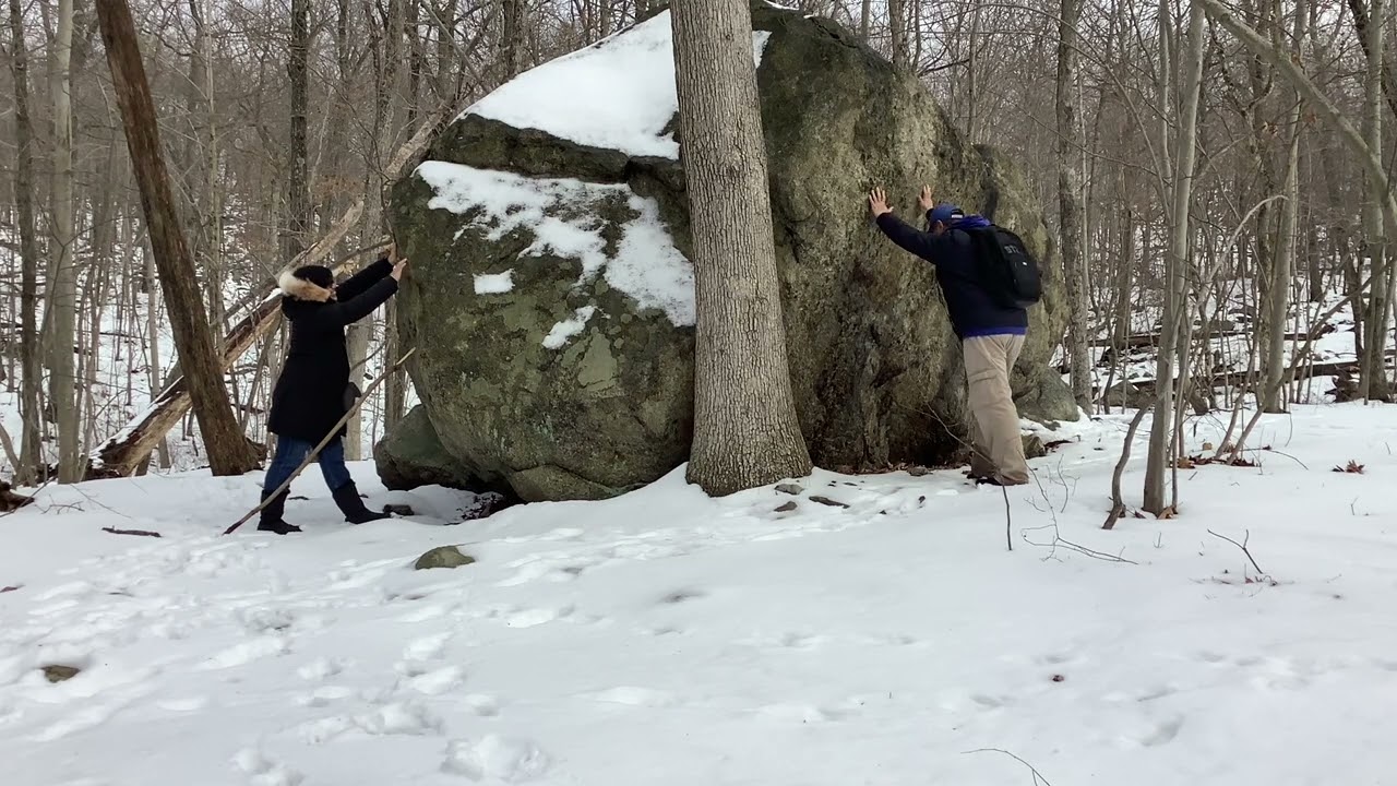 Ramapo Mountain State Forest Day Hike and exploring the ruins of Van Slyke castle (winter 2022)
