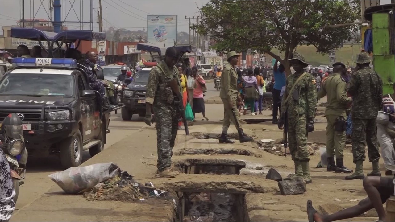 Olunaku olusosse nga KCCA ekwasiisa amateeka  mu Kampala - Ebikwekweto byatandiise kiro sawa ttano.