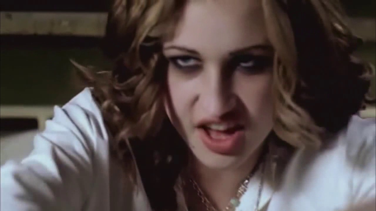 Amy Studt - Misfit (official video)