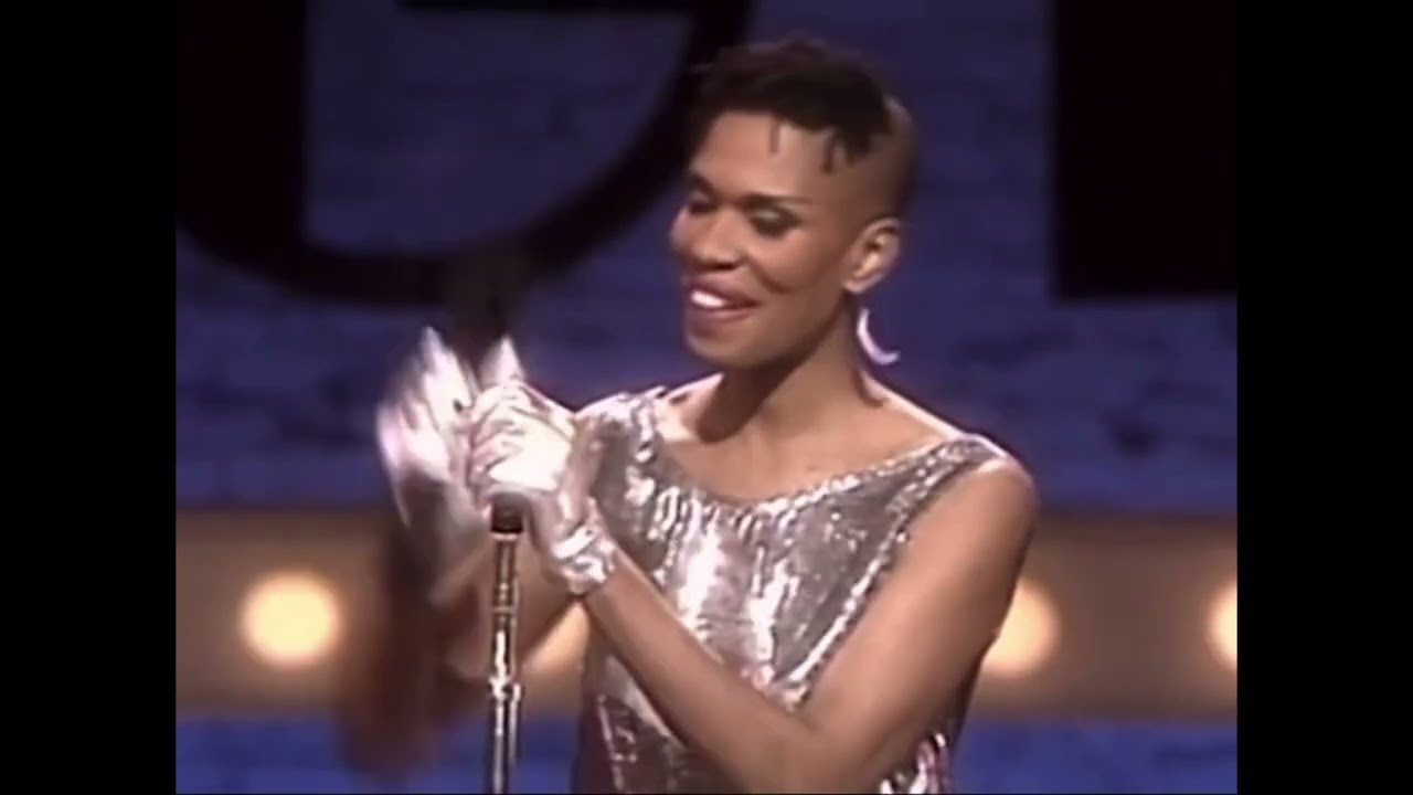 Apollo Amateur Night - Demetris Evans sings “Tighten Up Your Thing”