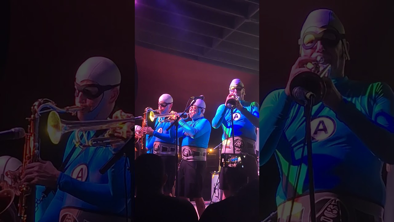 Super Rad - The Aquabats