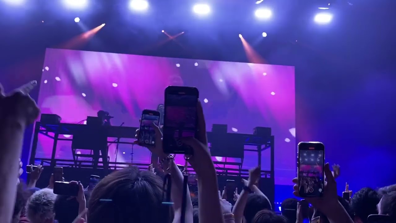 GRYFFIN live at TOKYO - Clarity (ZEDD)