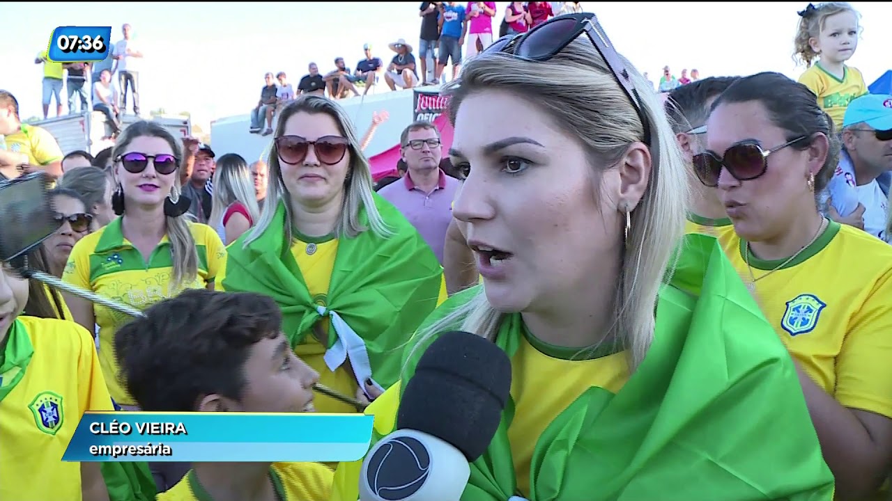 População vai as ruas em apoio a greve dos caminhoneiros, em Palhoça