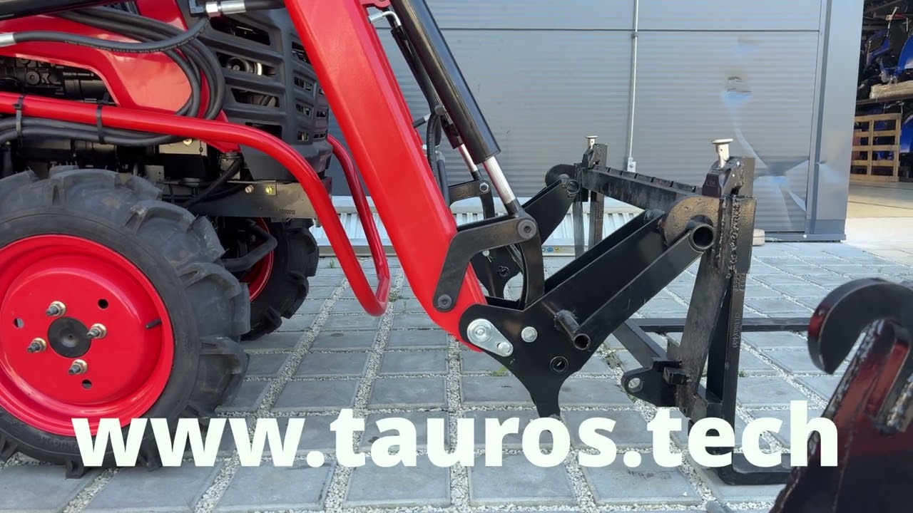 Malotraktor Tauros ZX254 4x4 - V&yacute;měna n&aacute;řad&iacute; u čelniho nakladače