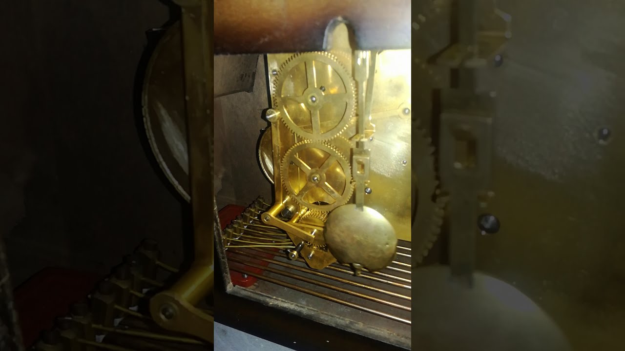 Bassclock mantle clock with Westminster/Reuzendans van Borgerhout/Whittington chime