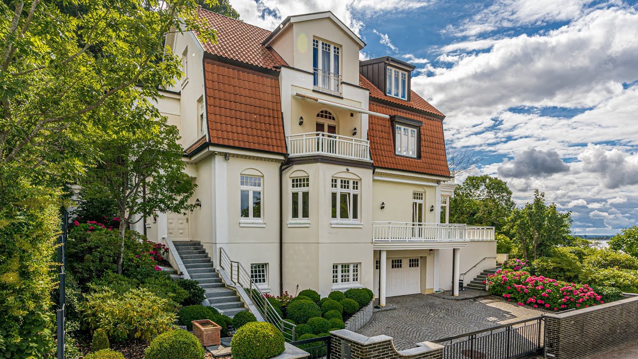 Hamburg - Blankenese | Sonnenvilla der Extraklasse direkt am Elbstrand