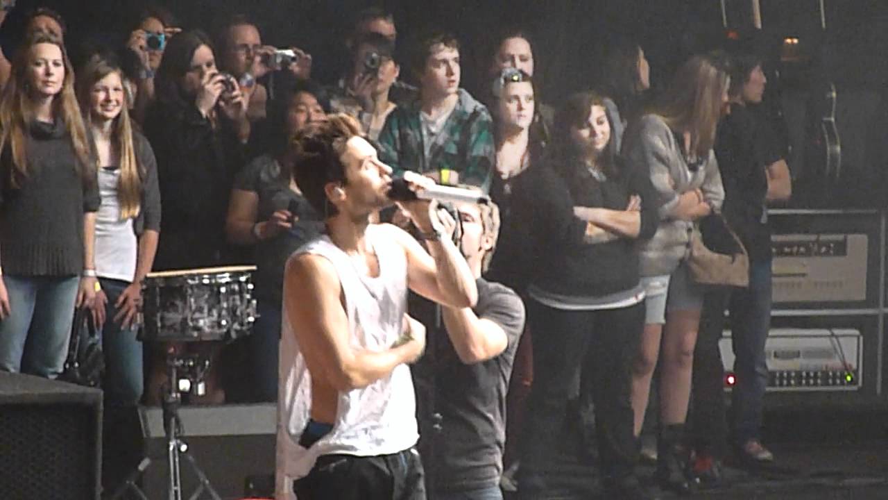 30 Seconds to Mars - Jared talking @ San jose, CA
