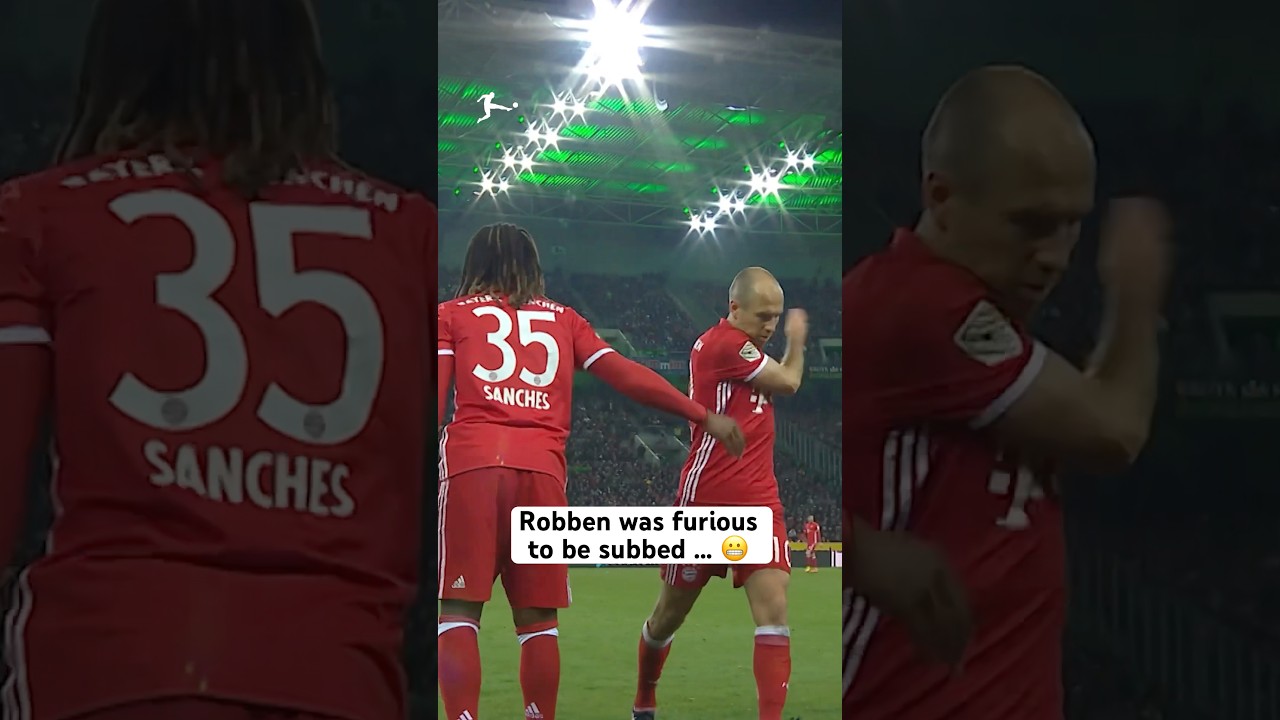 ROBBEN Had The Bayern Bench in Stitches 😁😅