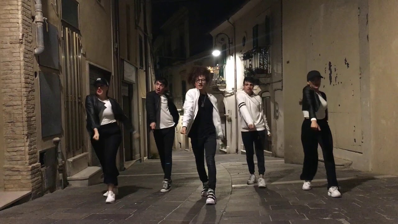HOLLYWOOD TONIGHT Choreography by Virus Dance Club