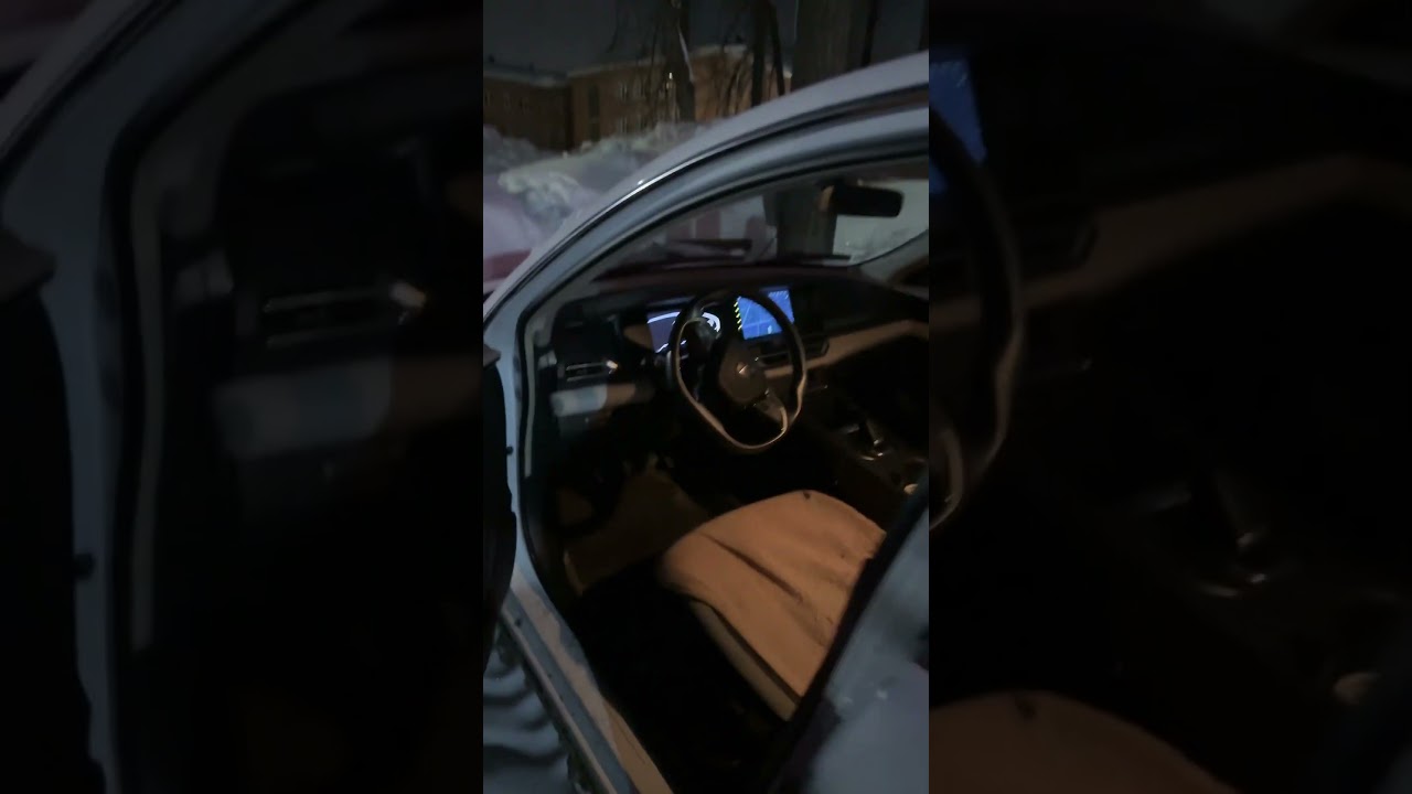 Как заряжается автомобиль Еvolutе i-PRO от розетки 220