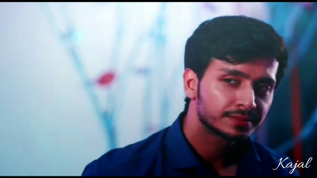 Randhir Singh Shekhawat VM~
Kisi ke haath na ayega yeh ladka