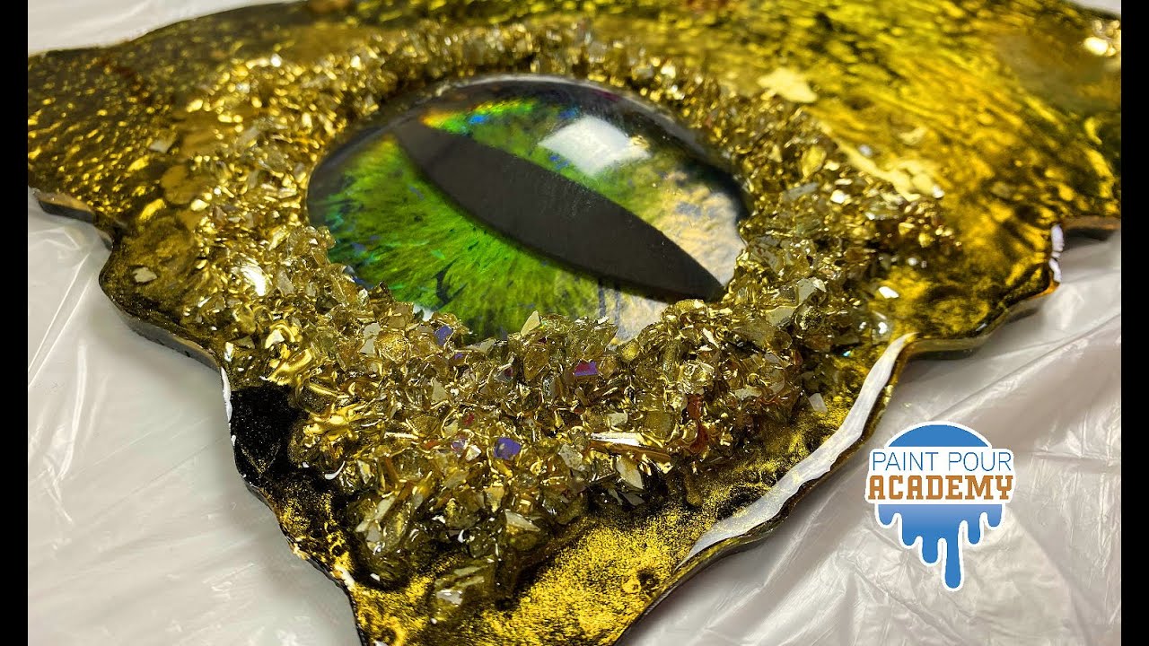 How I Created a Shiny Dragon Eye Resin Tray!
