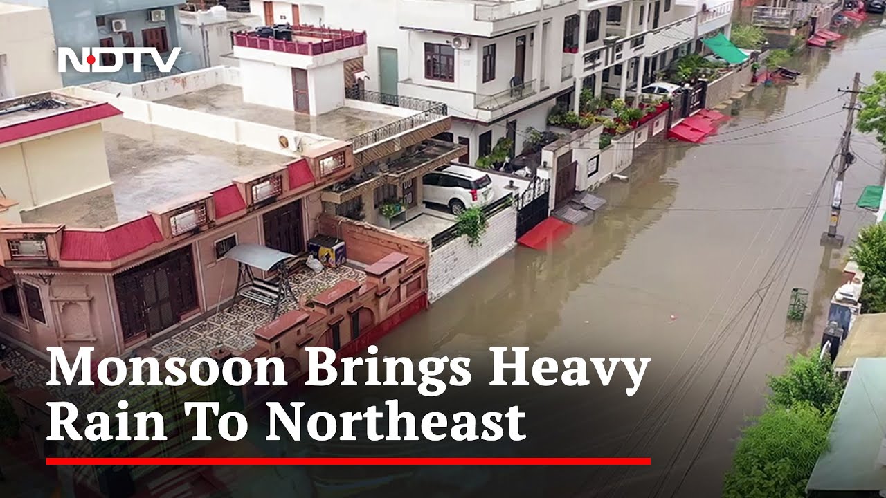Flash Floods, Scorching Heat: India Battles Extreme Weather Events