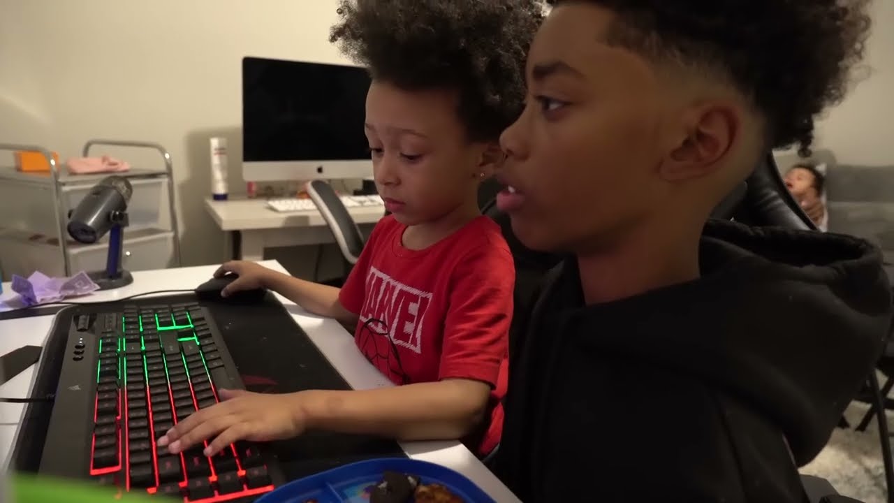 BOY Gets JEALOUS And DESTROYS STREAMERS VIDEO GAME What Happens Next Is Shocking!