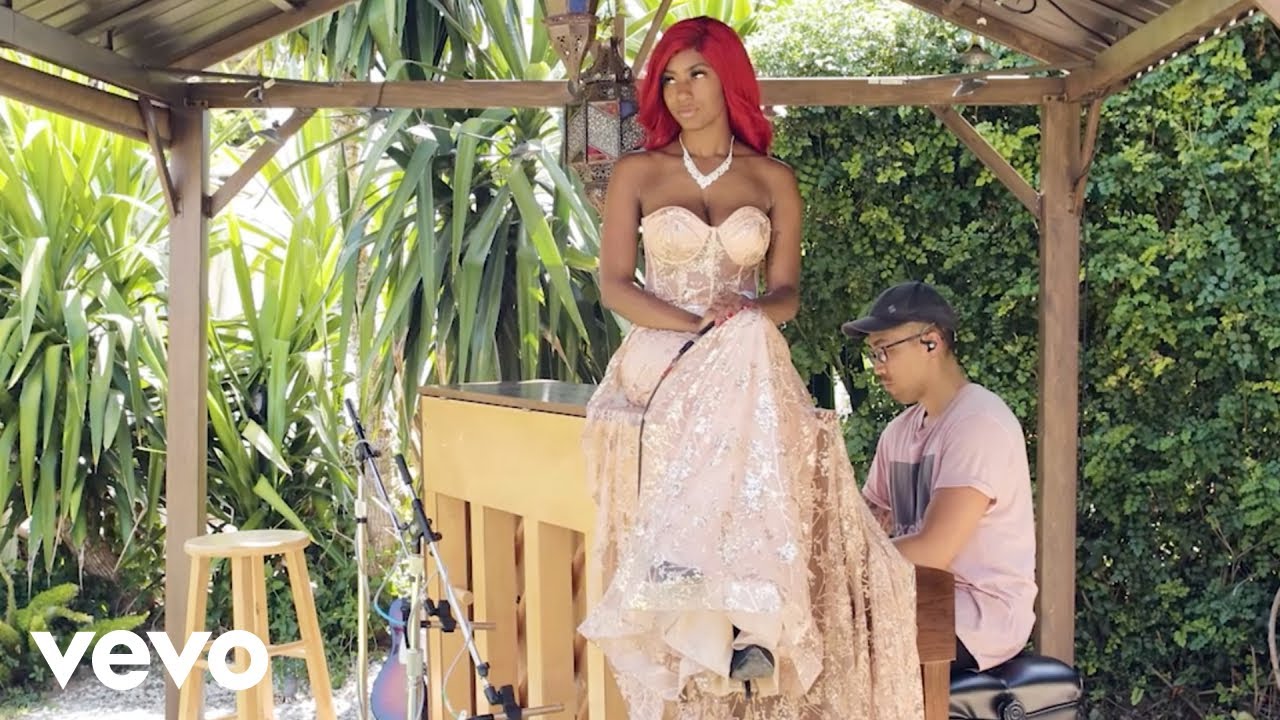 Reyna Roberts - One Way Street (Acoustic Video)