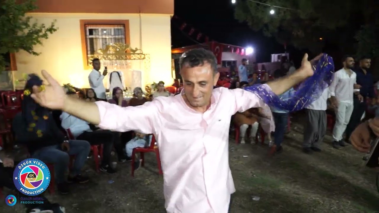HALAYIN BAŞINA DİKAT DAMADIN BABASI SEYİRCİLERİ ŞAŞIRTTI ALİ KURT'UN OĞLU ÖKKEŞ KURT'UN DÜGÜNÜ