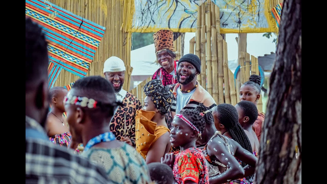 Titus Vybes - Sisikem Ft Eddy Kenzo [Official Video]
