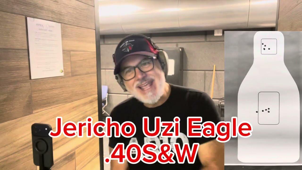 Jericho Uzi Eagle .40S&W - atirando da cintura sem visada 
