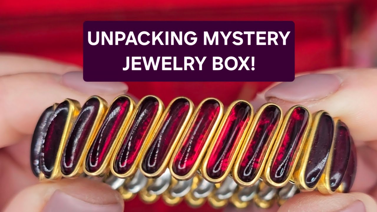 Unboxing Vintage - Expansion Bracelet, Bakelite (??) & More!