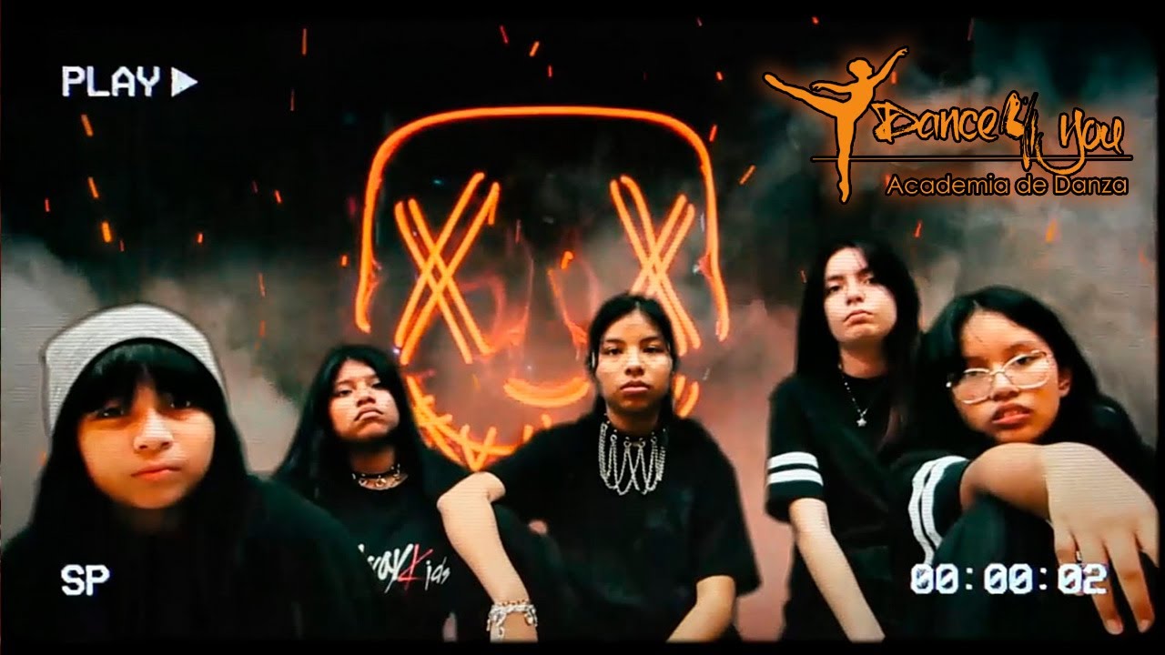 Dance 4 You K Pop Family - Chk Chk Boom/Peek a Boo