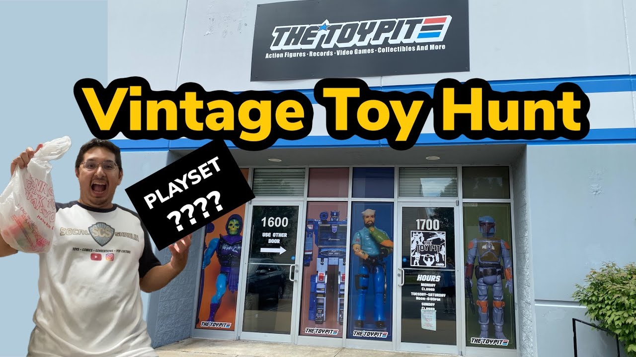 Vintage Toy Hunt @ The Toy Pit toy store in Indiana 80s & 90s Toys! Star Wars Stargate Robin Hood