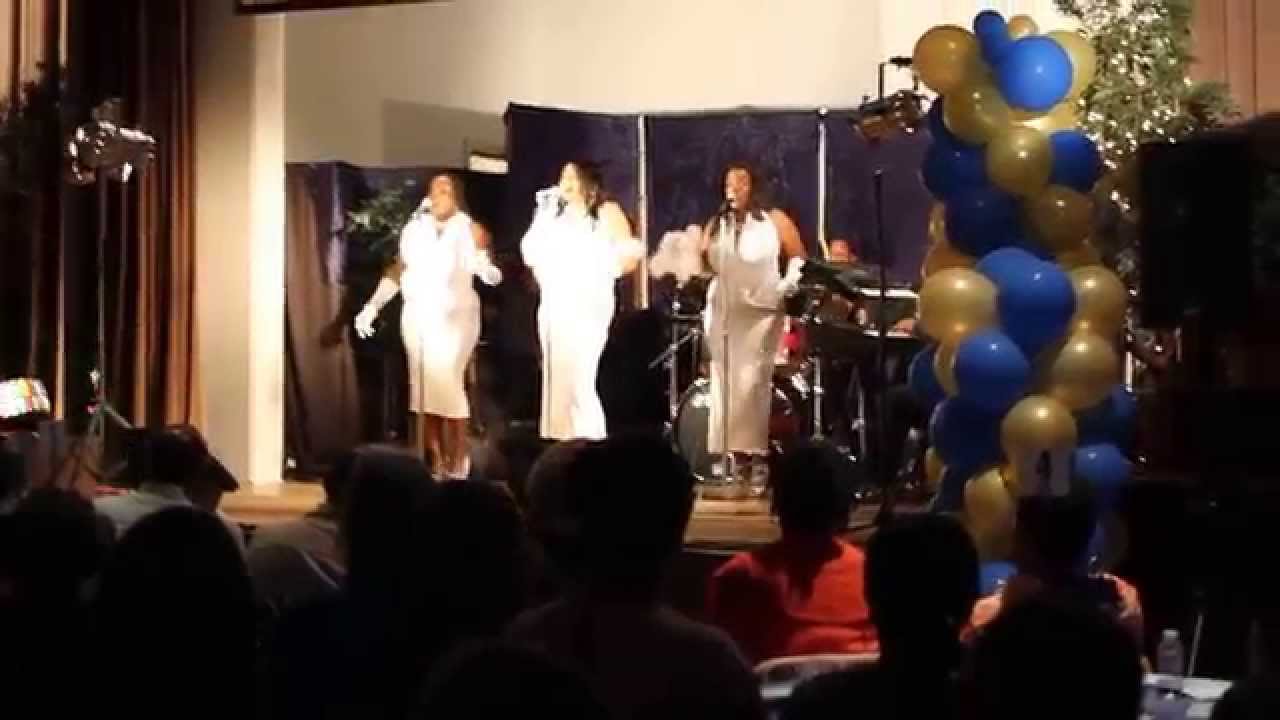 Tameron Gennae, Lead Vocal @ Memories of Motown Dinner and Concert